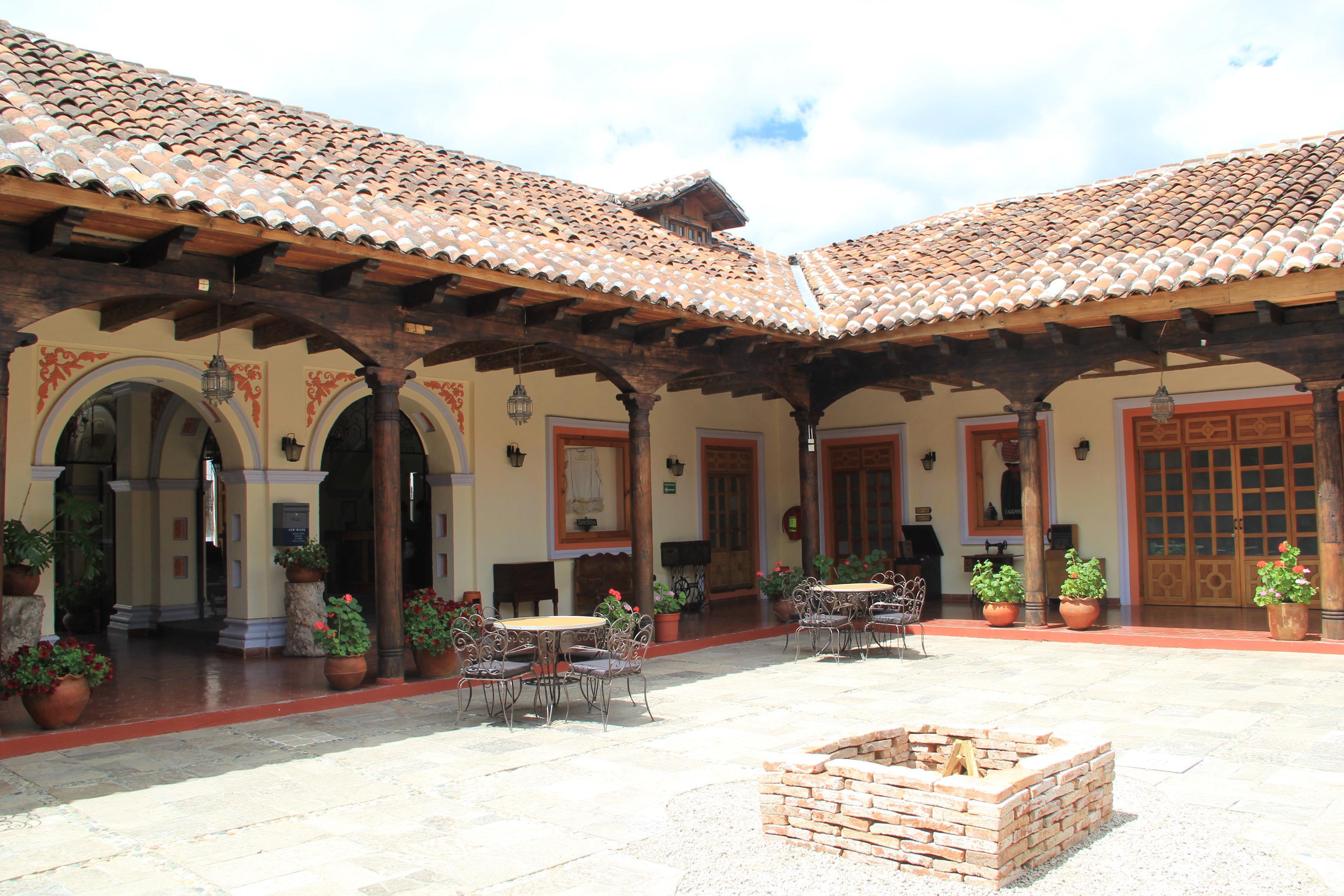 Hotel Diego De Mazariegos San Cristóbal de Las Casas Екстериор снимка